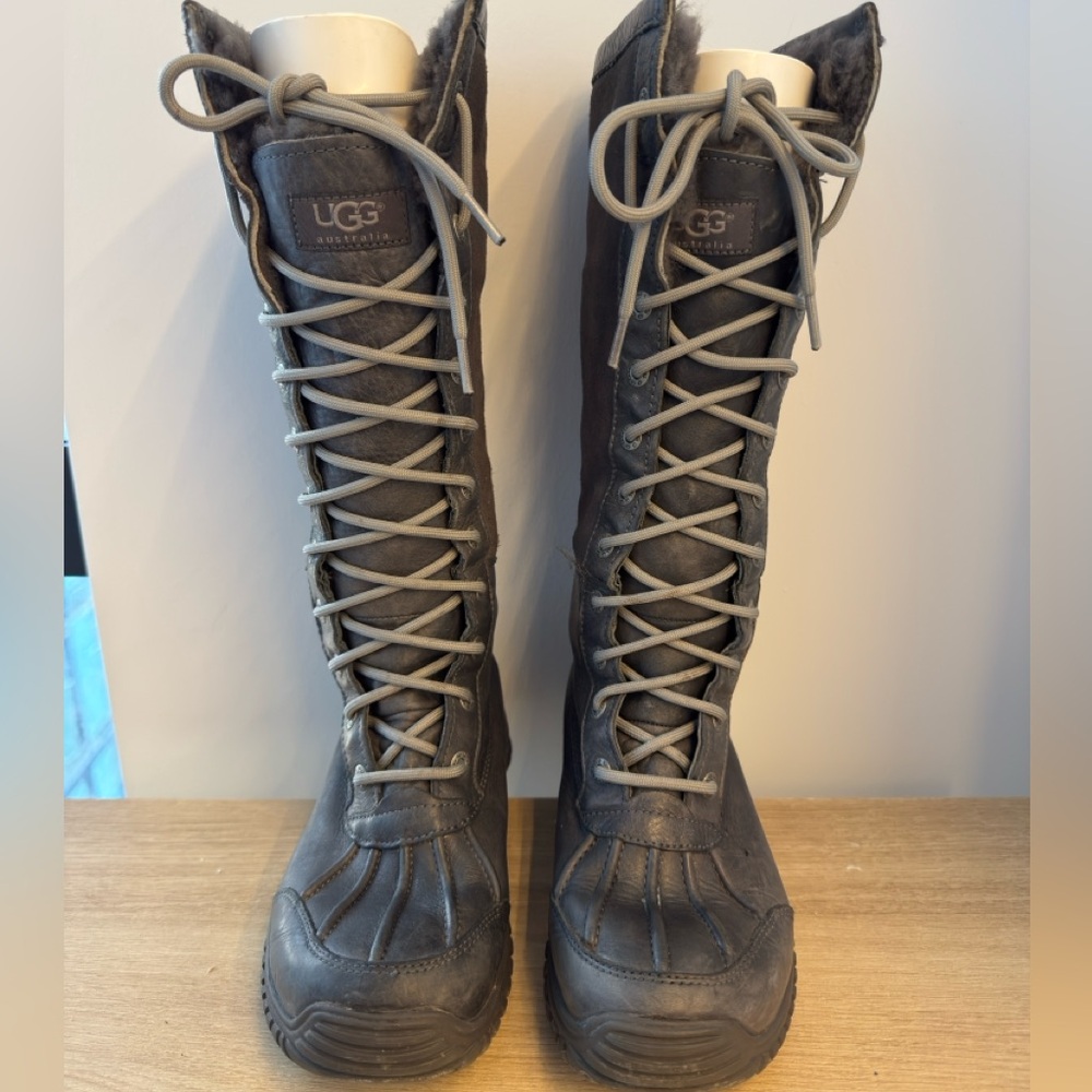 UGG Australia Tall Lace-Up Winter Boots Gray | Size 6
